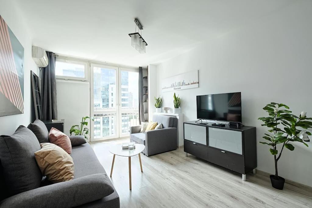 Urbannestgroup - Center - Al Jana Pawla Ii Appartement *